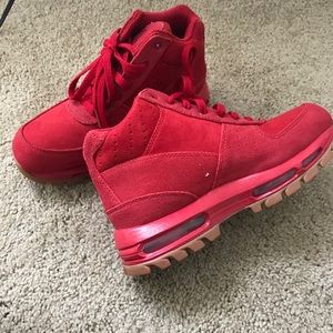 Nike All Trac boots